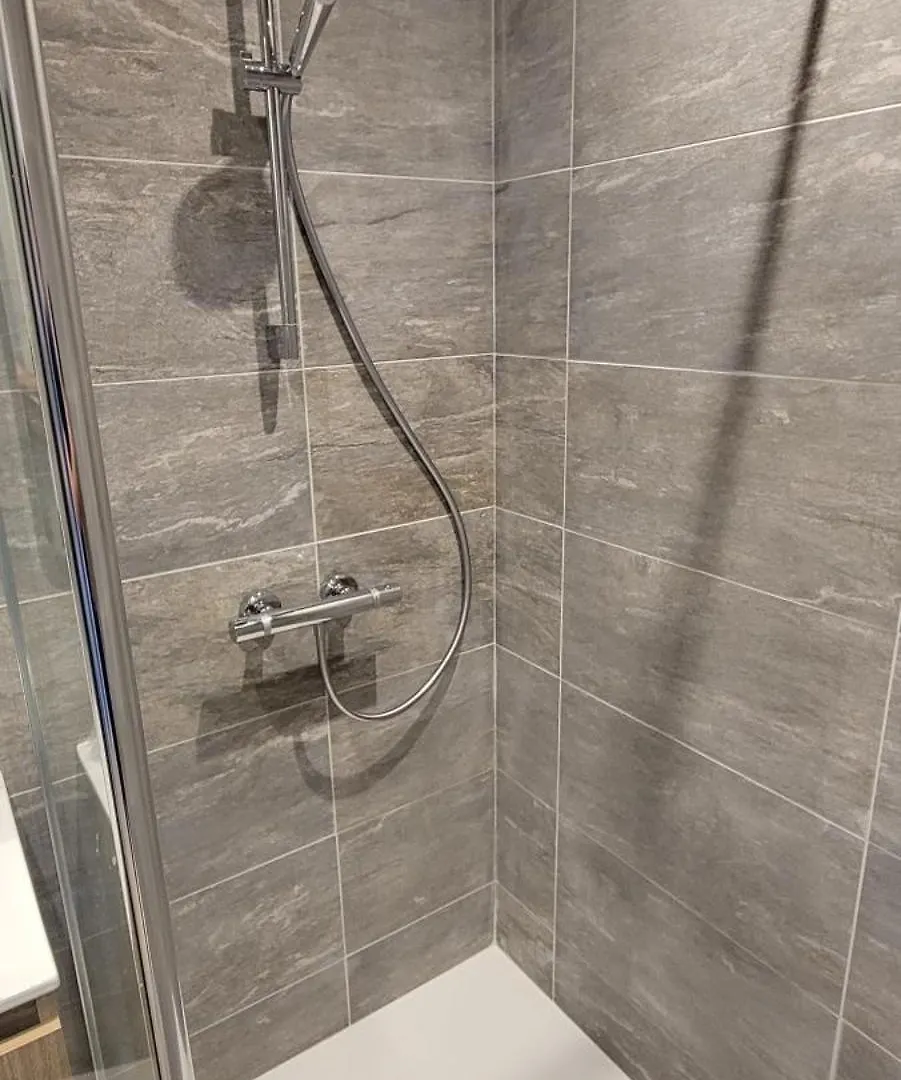 Hotel La Rua Albiez-Montrond 0*,
